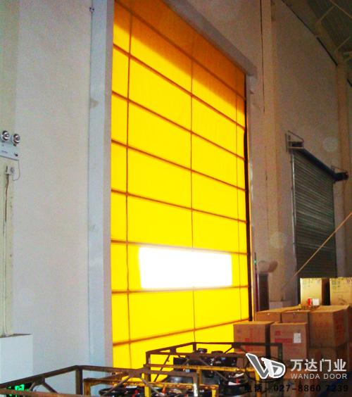 柳江工厂堆积门